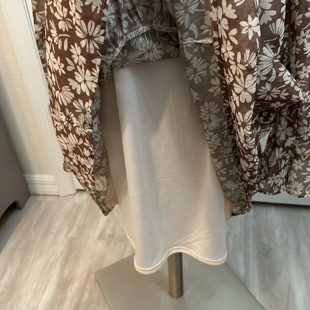 PEACH LOVE CALIFORNIA BOHO FLORAL SHIMMER THREADED DRESS GUC SZ M VERSATILE - Picture 6 of 12